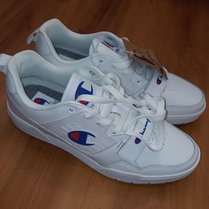 Champion Mens size 10.5 shoes no box